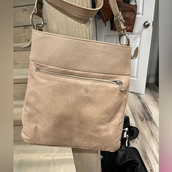 Vintage Taupe Leather Handbag - Picture 6 of 13